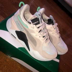 RS-X Reinvent PUMA Women’s Sneakers